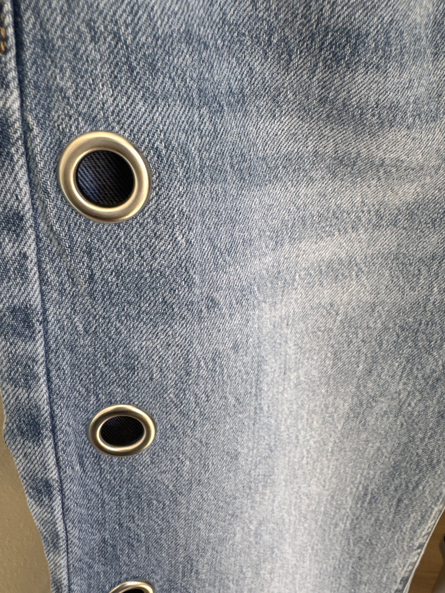 Jeans Eyelet