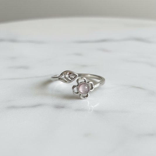 Anillo Acero Abierto Flor y Hoja Cuarzo Rosa